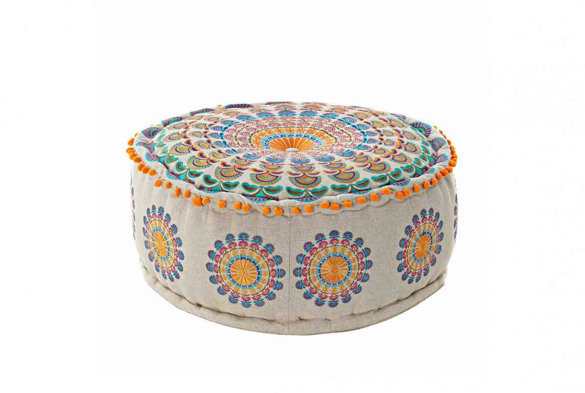 POUFFE